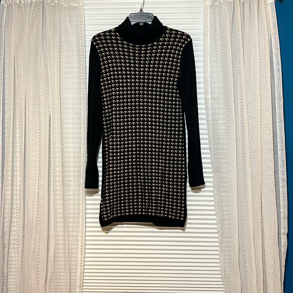 Lightly worn, good shape super cute